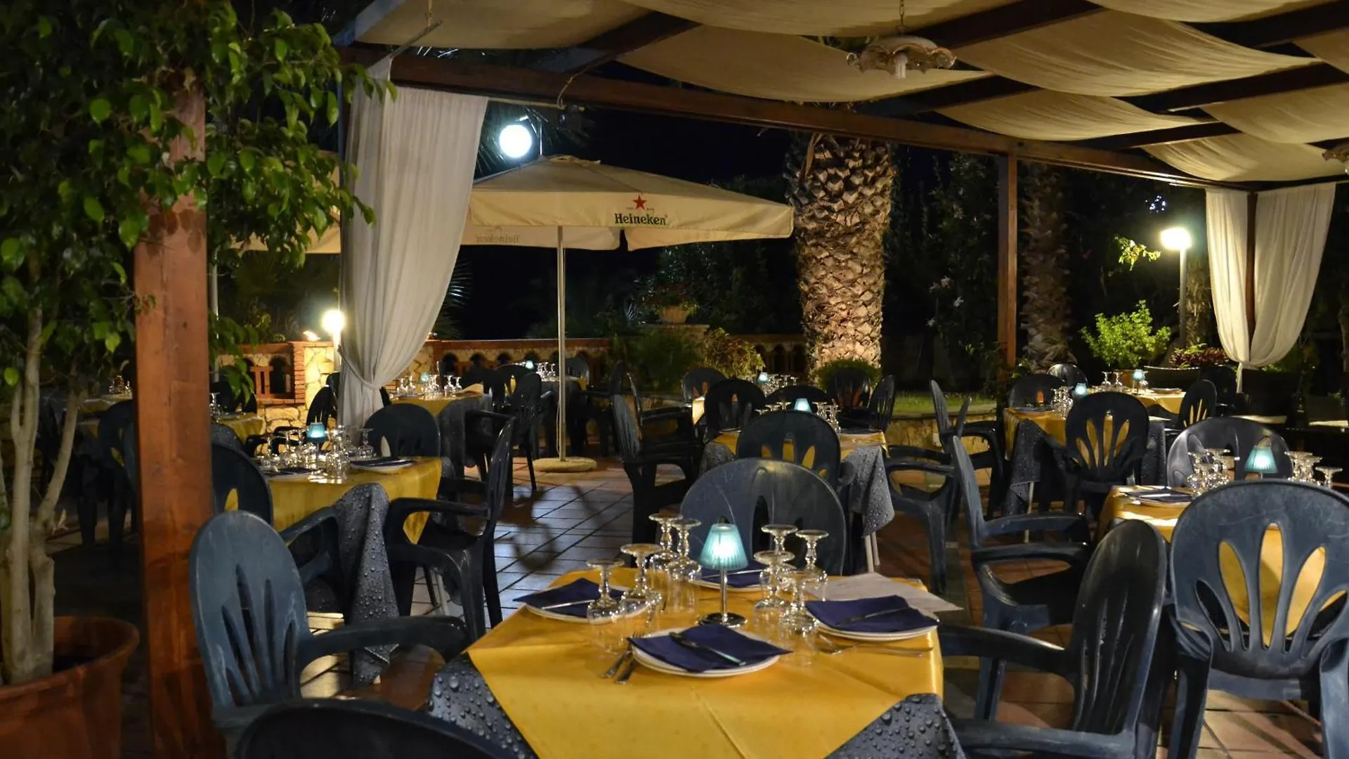 Hotel Solemar SantʼAlessio Siculo 3*,  Italien