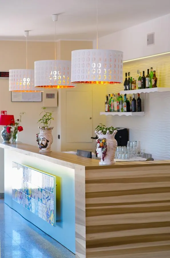 Hotel Solemar SantʼAlessio Siculo