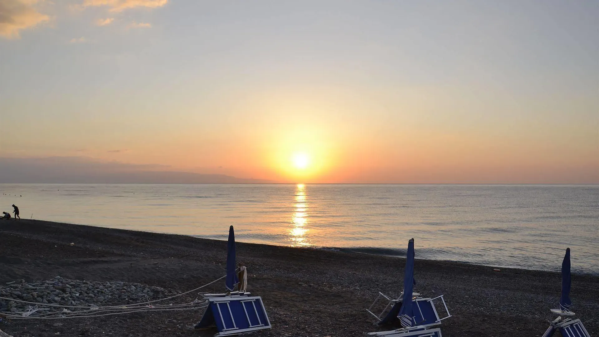 Hotel Solemar SantʼAlessio Siculo 3*,